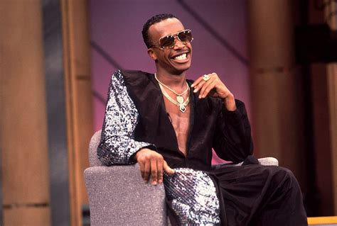 is mc hammer still alive|what happened to mc hammer.